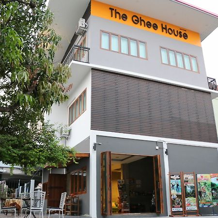 The Ghee House Hotel Чиангмай Екстериор снимка