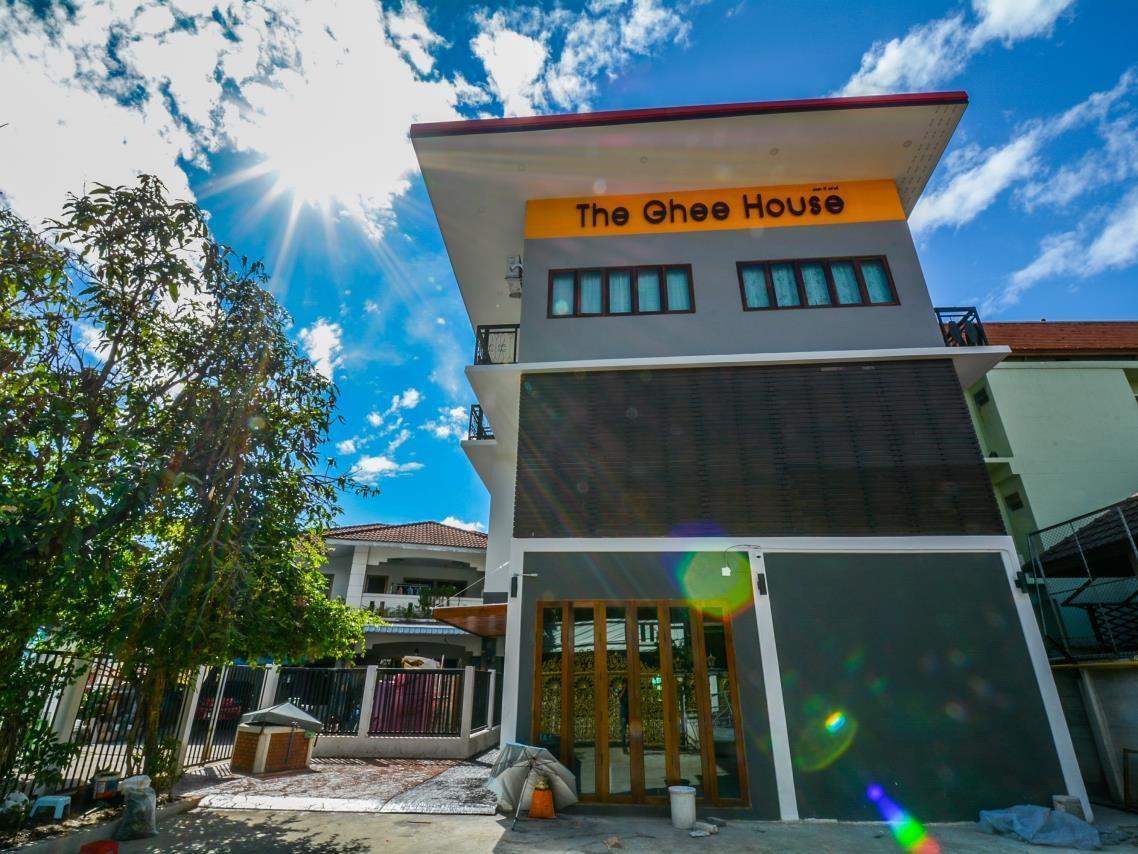 The Ghee House Hotel Чиангмай Екстериор снимка