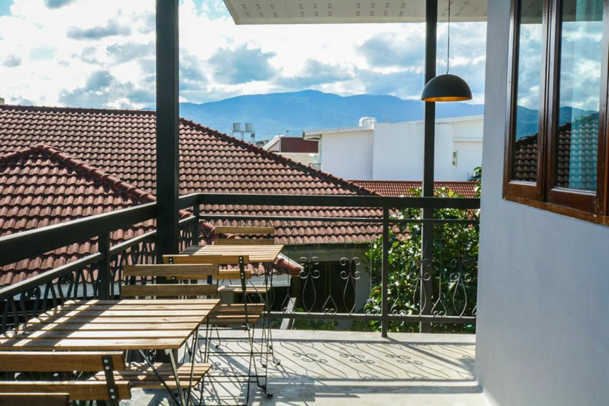 The Ghee House Hotel Чиангмай Екстериор снимка